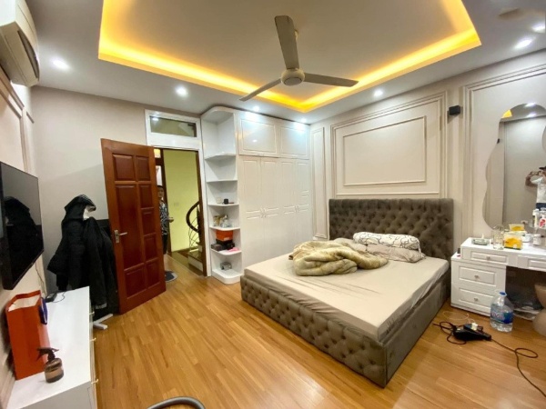 Bán nhà 5 tầng 46 m² tại Đường Trần Khát Chân, Phường Thanh Nhàn, Hai Bà Trưng, Hà Nội